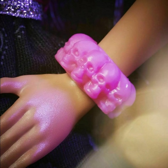 “BARBIE” Dia de los Muertos 2021 Doll - Picture 2 of 5